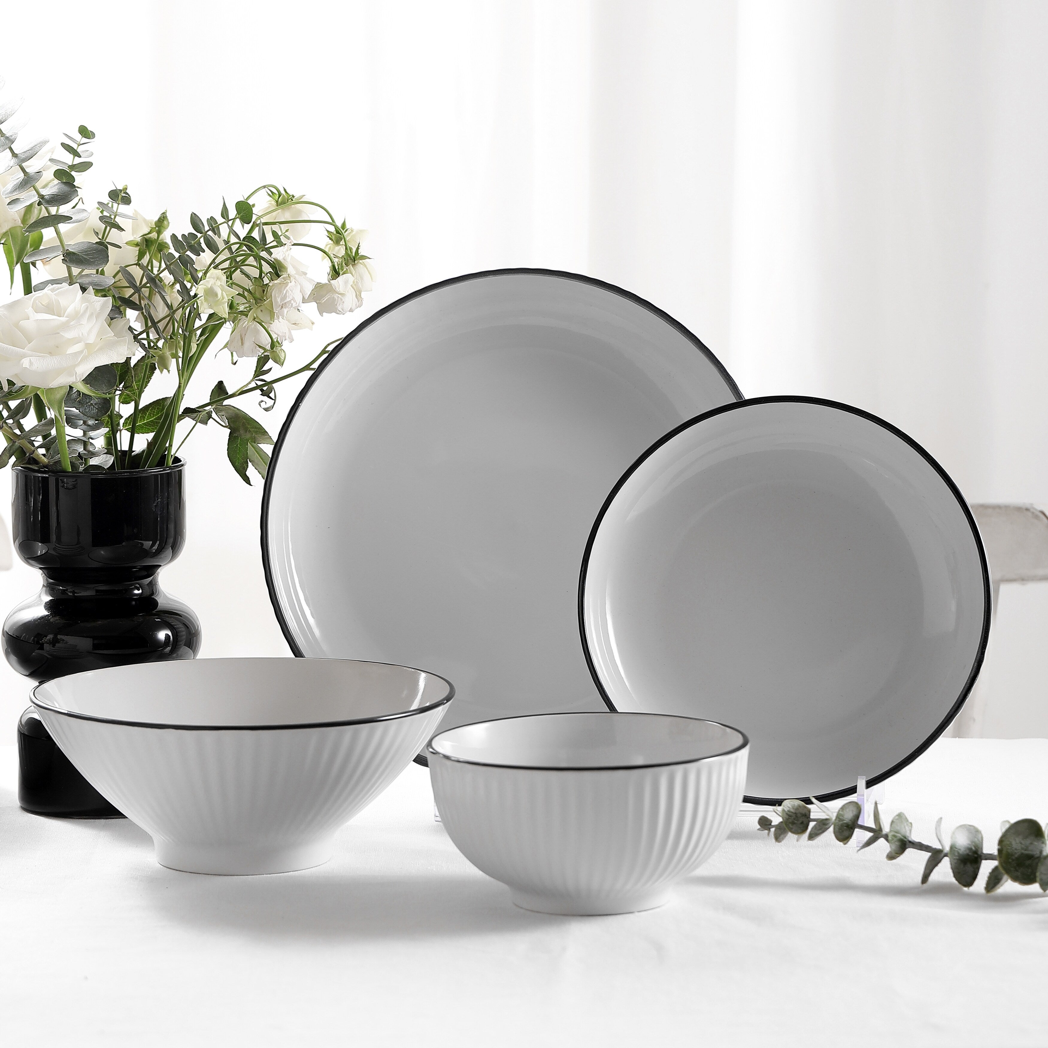Christian Siriano Lustra Stoneware Dinnerware Set