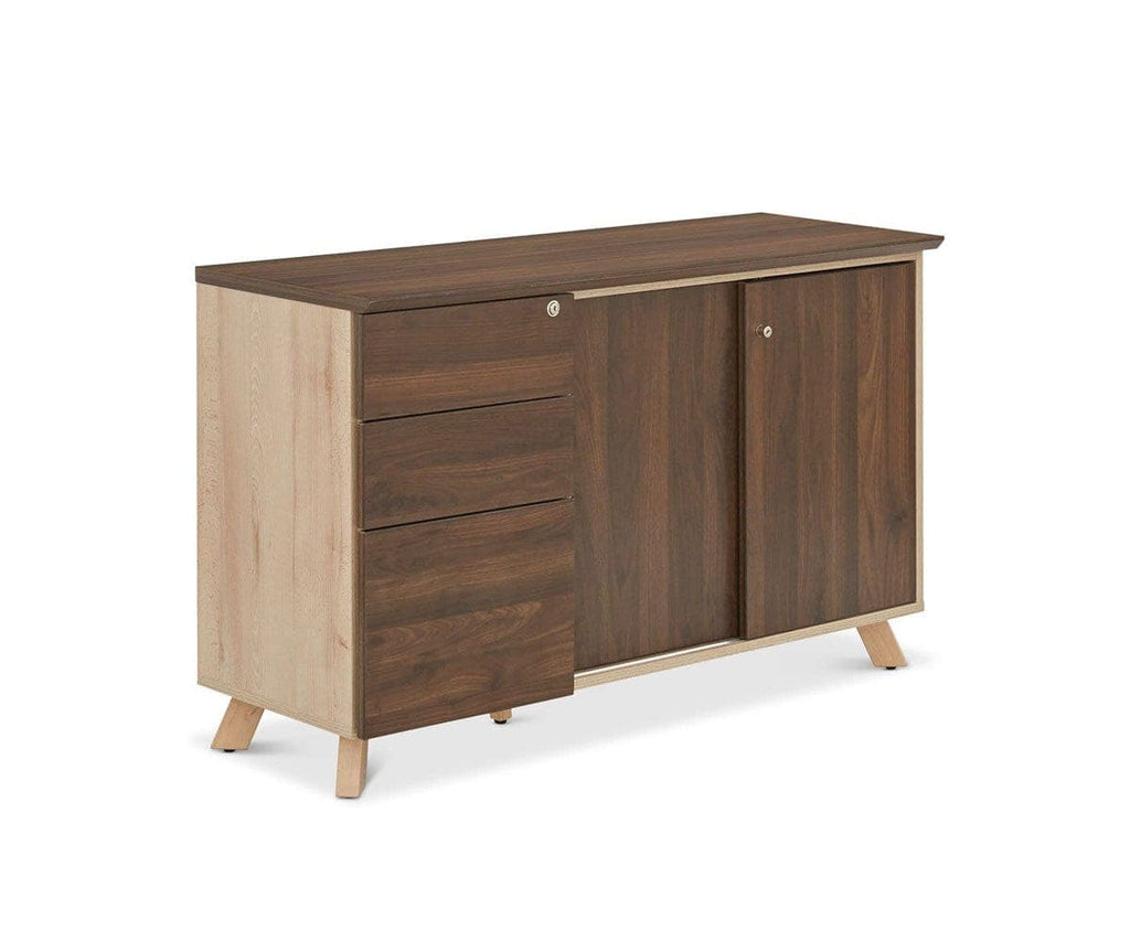 Thorsten Credenza