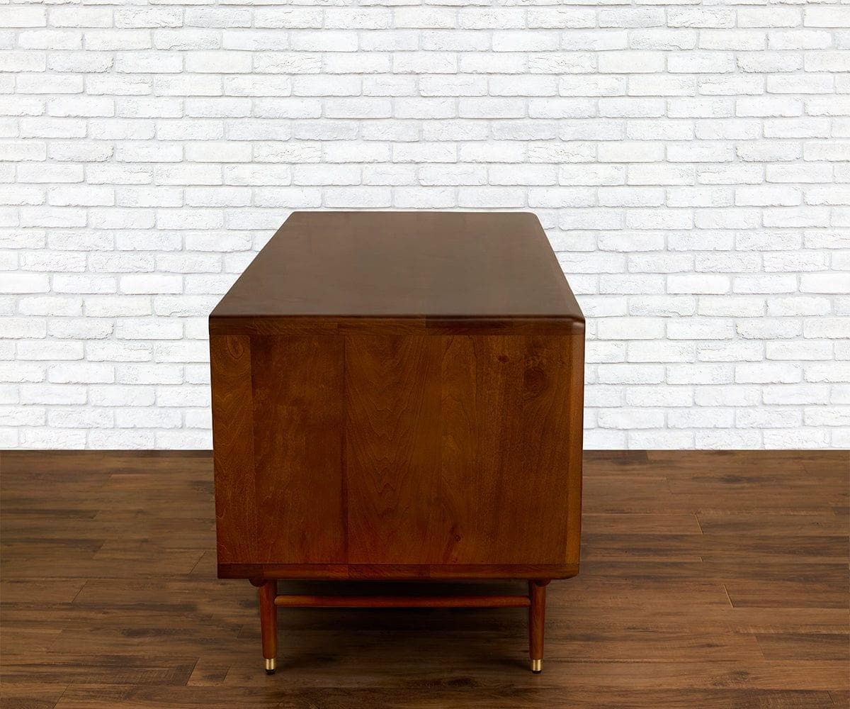 Hendrick 52 Media Stand